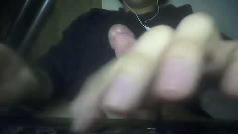 leoonel_95 online show from December 18, 5:03 am