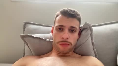 leozinhohd online show from October 12, 6:02 pm