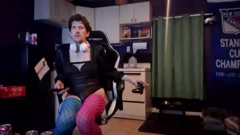 Keith online show from November 19, 8:03 am