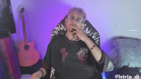   letrip  online show from December 4, 2:40 am