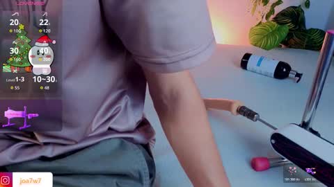 Levi  online show from December 3, 3:51 pm