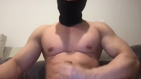 Snapshot of lexxxx442 chatting on February 4, 3:47 pm AsianKing online show from February 4, 3:47 pm