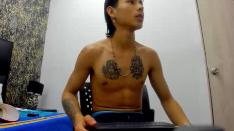 Liam Adamms online show from February 25, 8:21 pm