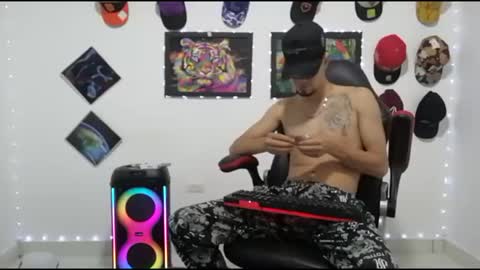 Andres online show from December 16, 11:12 pm