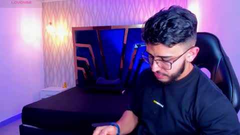 LIAM KLEIN online show from February 14, 11:38 am