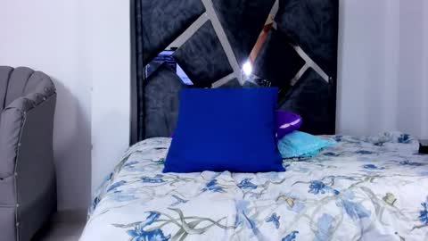 Call me Lian online show from February 5, 12:56 pm