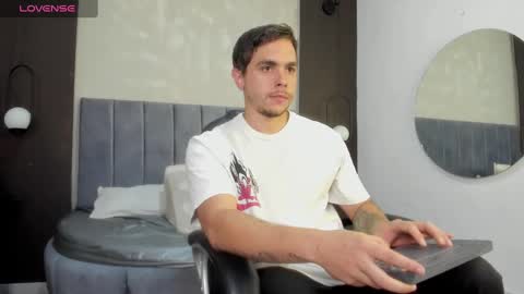 Liam online show from March 12, 8:20 pm