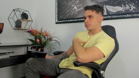 Liam online show from January 13, 2:11 pm