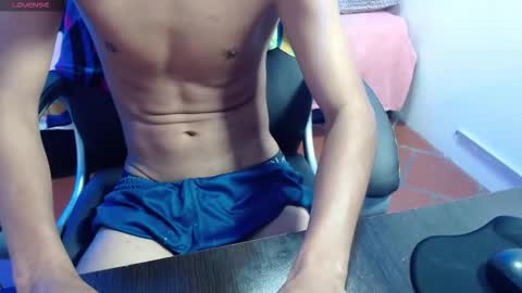 Snapshot of liamblack16 chatting on October 3, 6:13 pm LiamBlack16 online show from October 3, 6:13 pm