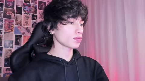 Liam online show from January 14, 3:32 am