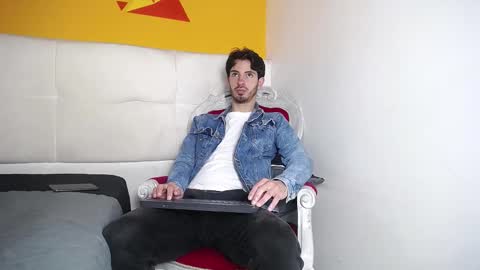 Snapshot of liamluxe chatting on March 12, 12:15 pm LiamLuxe online show from March 12, 12:15 pm