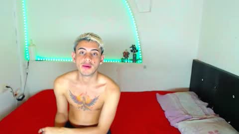 LIAM  KAI online show from March 23, 3:12 am