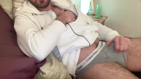 Chris online show from January 3, 9:15 pm