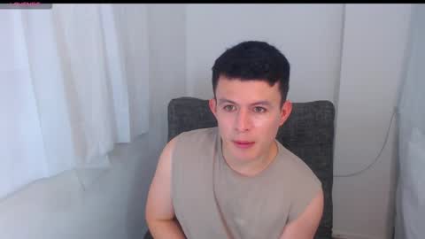 lian_eathan online show from March 10, 12:38 am