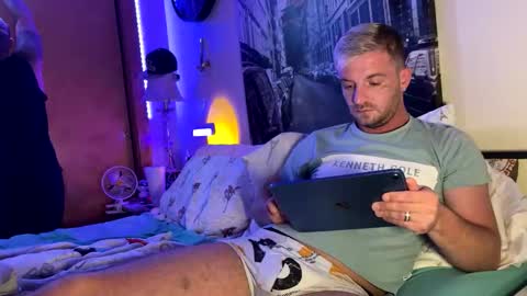 Snapshot of lifesagamble2025 chatting on October 26, 7:32 am Jordan  Mitchell online show from October 26, 7:32 am