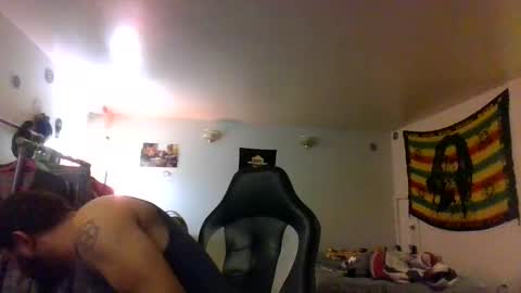 Snapshot of lightskinned666 chatting on October 19, 3:44 am lightskinned666 online show from October 19, 3:44 am