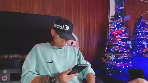 Daniel online show from December 13, 7:53 pm