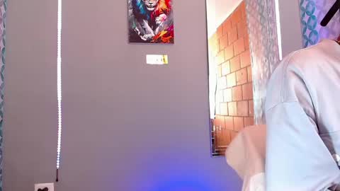 Daniel online show from April 24, 9:17 pm