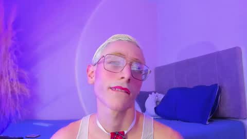 Liiam Luna online show from October 24, 11:12 am