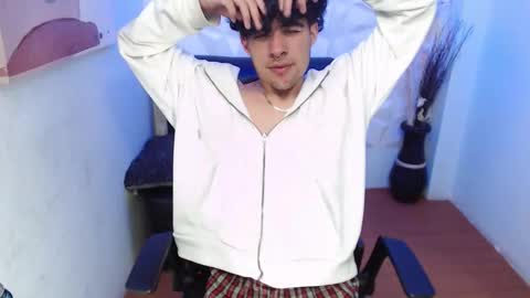 Lil Boy- online show from October 21, 4:04 am