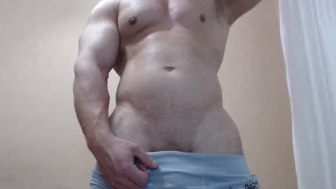 Snapshot of likwidator84 chatting on January 3, 1:38 am Maximus online show from January 3, 1:38 am