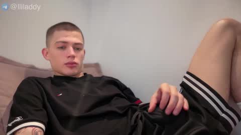 Addy online show from November 24, 11:33 am