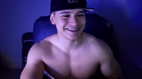 Snapshot of lilhotnando chatting on October 17, 4:16 am Fernando online show from October 17, 4:16 am