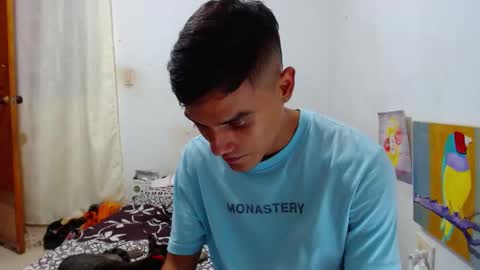 lion_grr online show from December 16, 2:18 am