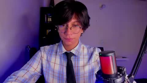Literateboy online show from July 29, 1:37 am