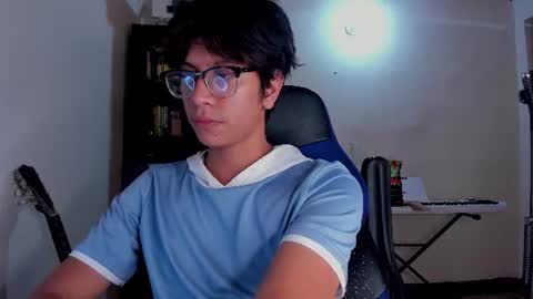 Literateboy online show from June 21, 2:06 am