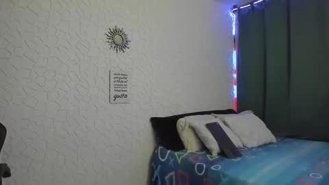 Snapshot of litoxxx_cass chatting on January 17, 12:20 am litoxxx_cass online show from January 17, 12:20 am