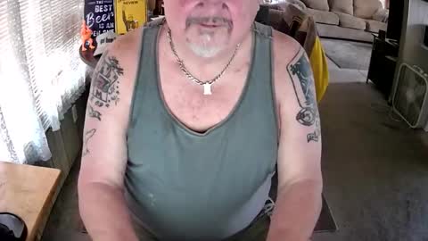 Littled83057 online show from March 27, 6:20 pm