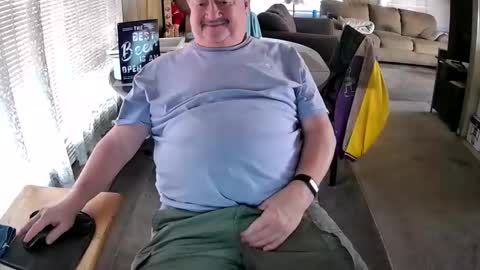 Littled83057 online show from November 25, 8:33 pm