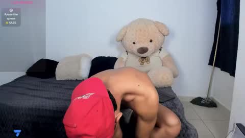 PARKER online show from March 25, 1:48 pm