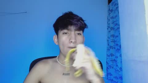 Snapshot of littlextrem chatting on March 1, 7:09 am Eros online show from March 1, 7:09 am