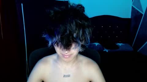 Snapshot of littlextrem chatting on October 13, 6:30 am Eros online show from October 13, 6:30 am