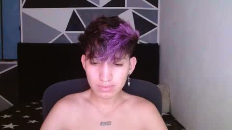 Snapshot of littlextrem chatting on January 6, 2:48 am Eros online show from January 6, 2:48 am