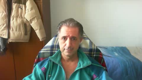 liuk53 online show from April 2, 1:19 pm