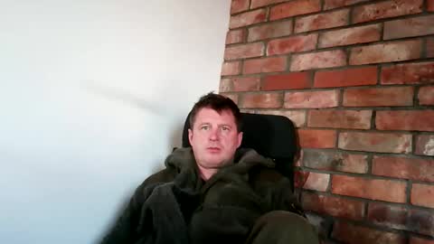 lllukasssxxx online show from March 8, 3:38 pm