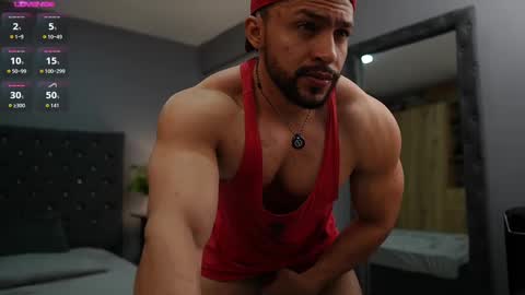 loganmartinx online show from October 21, 12:47 am