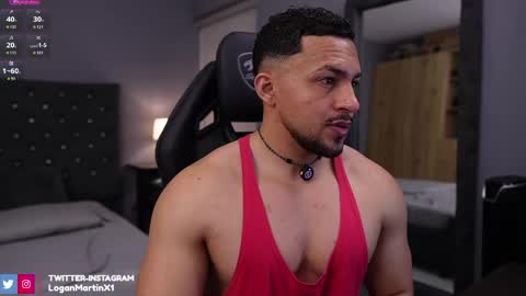 loganmartinx online show from April 25, 12:13 am