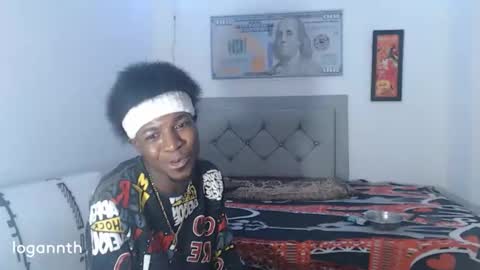 Snapshot of logannthh chatting on January 14, 6:56 am logannthh online show from January 14, 6:56 am