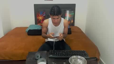 logannthh online show from October 23, 9:57 am