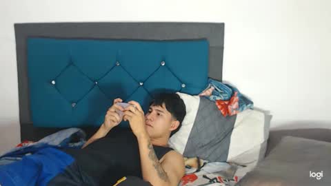 Snapshot of logannthh chatting on March 6, 11:53 pm logannthh online show from March 6, 11:53 pm