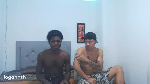 Snapshot of logannthh chatting on December 22, 10:06 am logannthh online show from December 22, 10:06 am