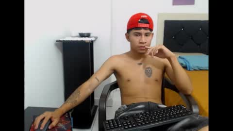 Snapshot of logannthh chatting on October 5, 11:53 pm logannthh online show from October 5, 11:53 pm