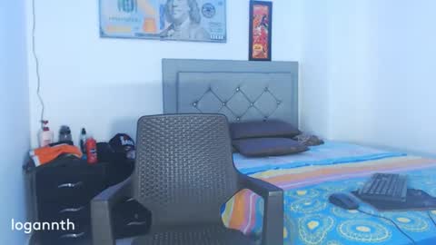 Snapshot of logannthh chatting on January 23, 8:36 am logannthh online show from January 23, 8:36 am