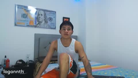 Snapshot of logannthh chatting on January 21, 11:40 am logannthh online show from January 21, 11:40 am