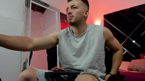 Logan Wolf online show from March 10, 3:12 am