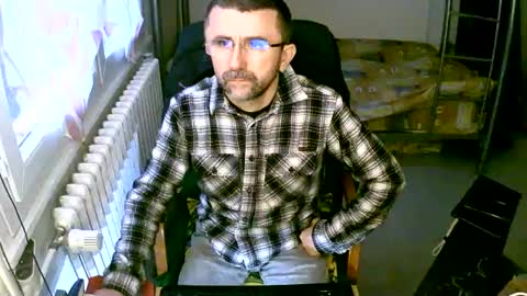 Snapshot of lokoum39 chatting on January 31, 4:06 pm lokoum39 online show from January 31, 4:06 pm